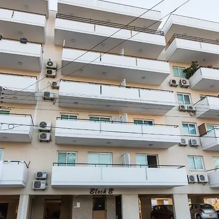 Appartement Clear View Flat 202 *